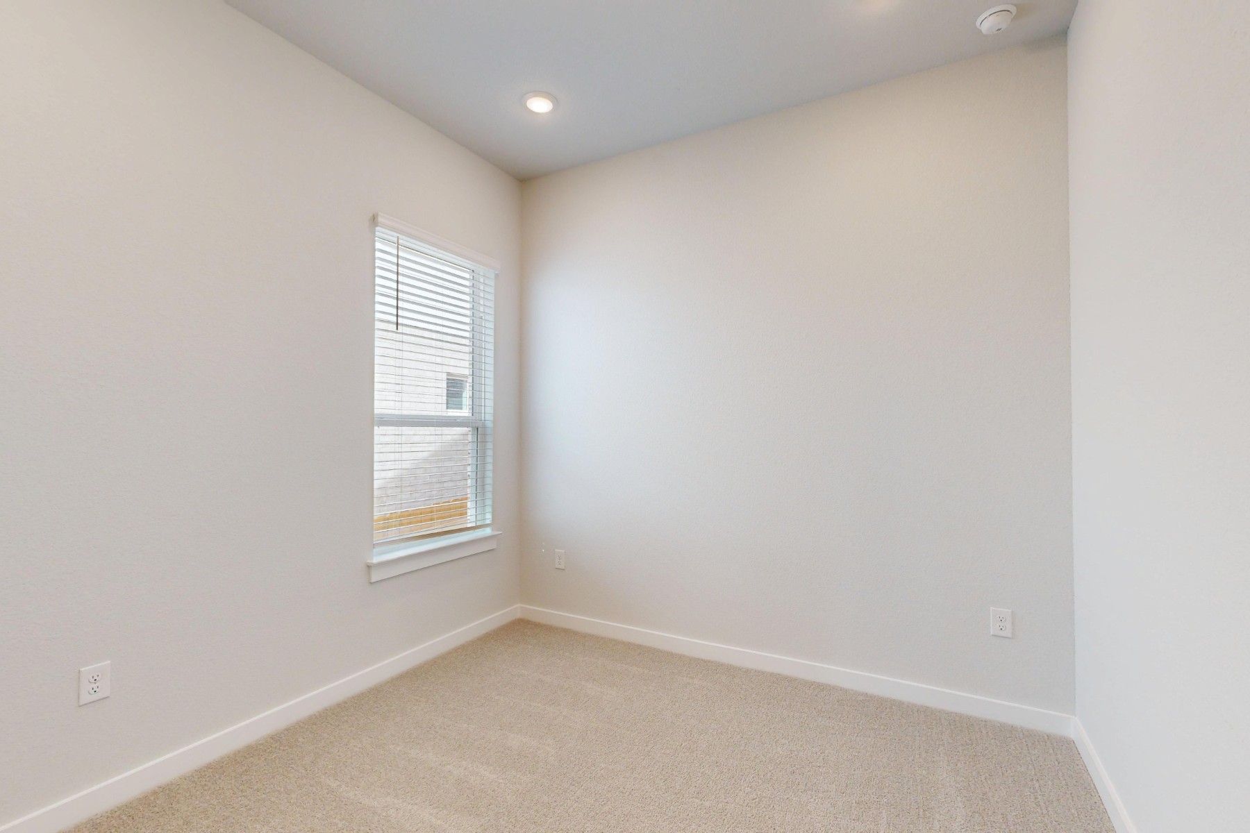 812 Boise Drive Leander, TX 78641 - Photo 25 of 35 an empty room with windows