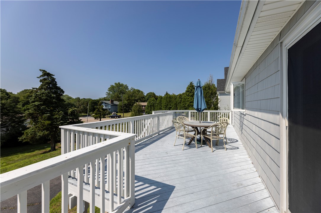 47 Shore Road Westerly, RI 02891 - Photo 15 of 43