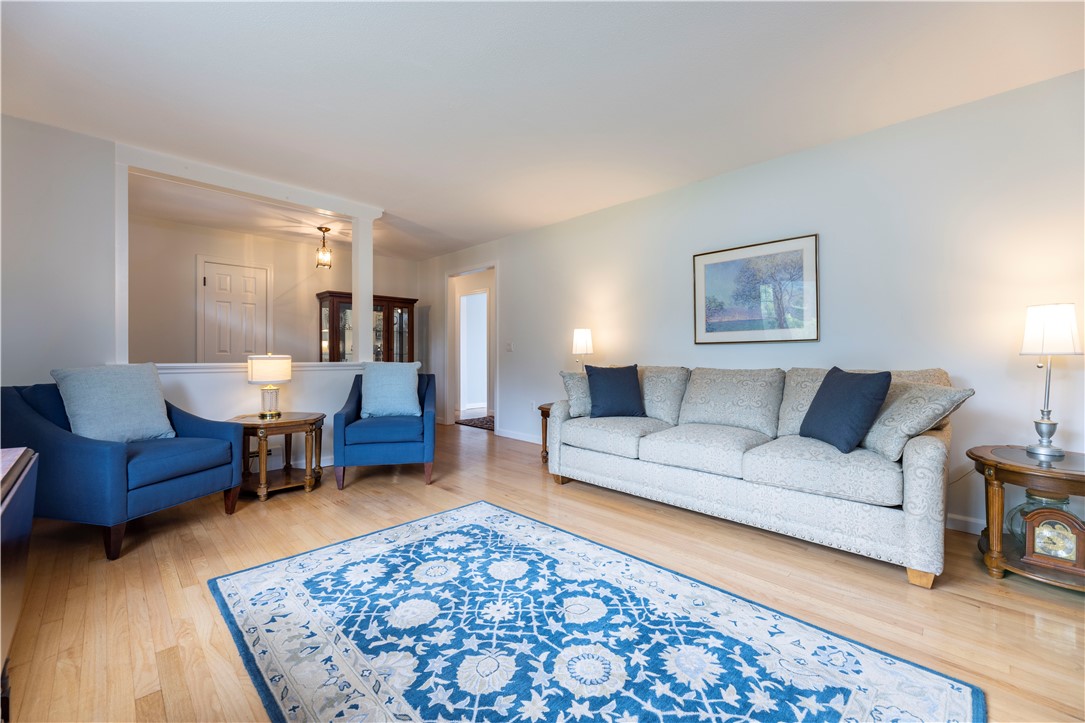 47 Shore Road Westerly, RI 02891 - Photo 19 of 43