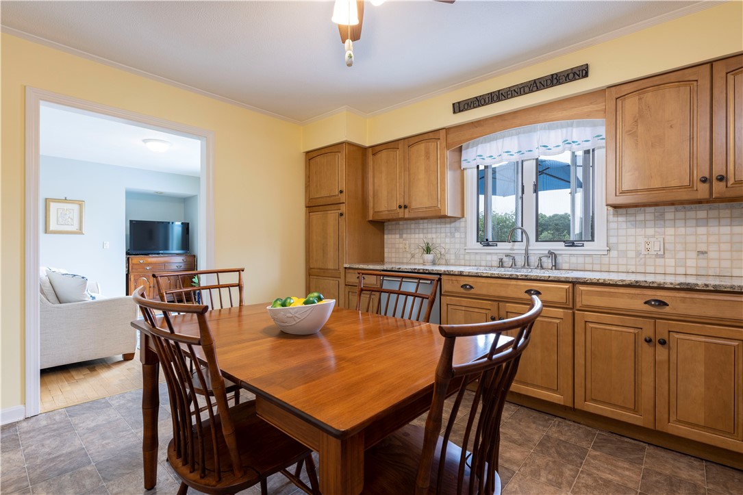 47 Shore Road Westerly, RI 02891 - Photo 23 of 43