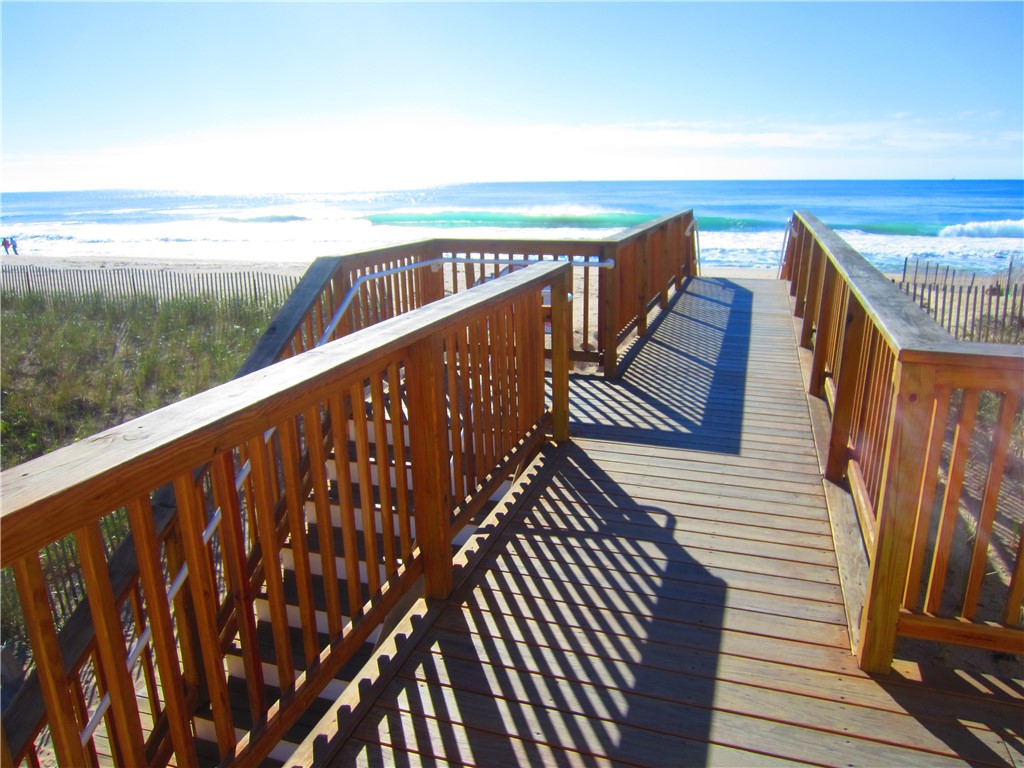 47 Shore Road Westerly, RI 02891 - Photo 37 of 43