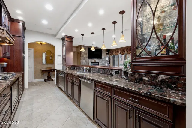 $1,325,000 | 70 Railroad Place, Unit 411, Saratoga Springs, NY 12866