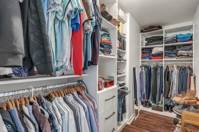 $405,000 | 1617 Wedgewood Place, Avon, IN 46123