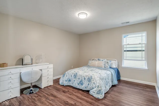 $405,000 | 1617 Wedgewood Place, Avon, IN 46123