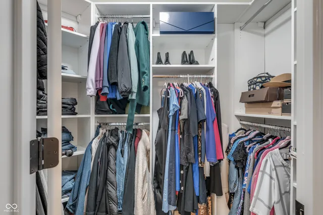 $405,000 | 1617 Wedgewood Place, Avon, IN 46123