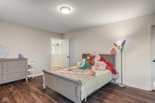 $405,000 | 1617 Wedgewood Place, Avon, IN 46123