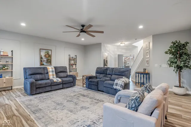 $405,000 | 1617 Wedgewood Place, Avon, IN 46123