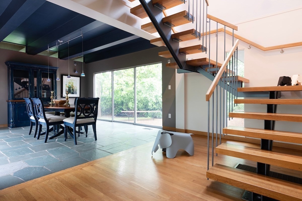 30 Barberry Road Lexington, MA 02421 - Photo 11 of 42 Gallery Image 11