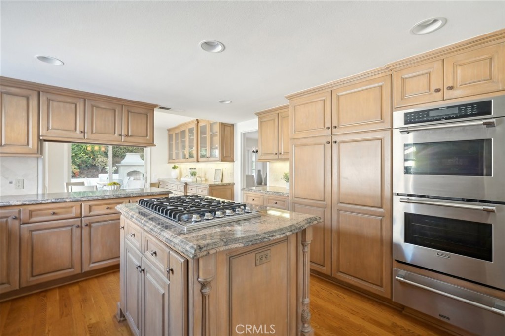 6 Village Circle Manhattan Beach, CA 90266 - Photo 14 of 74