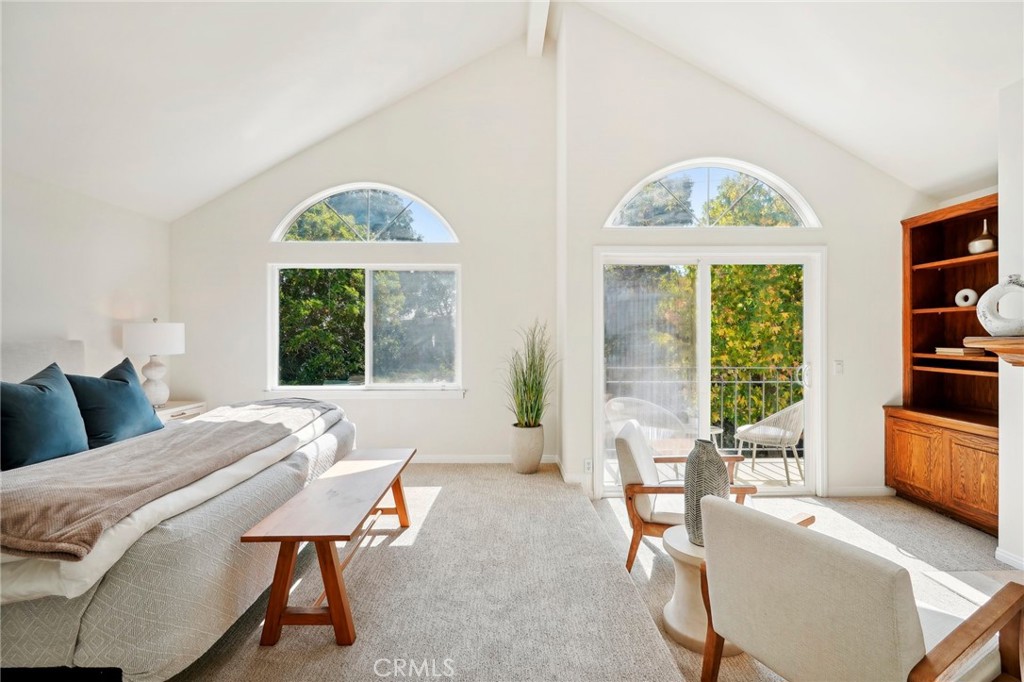 6 Village Circle Manhattan Beach, CA 90266 - Photo 25 of 74