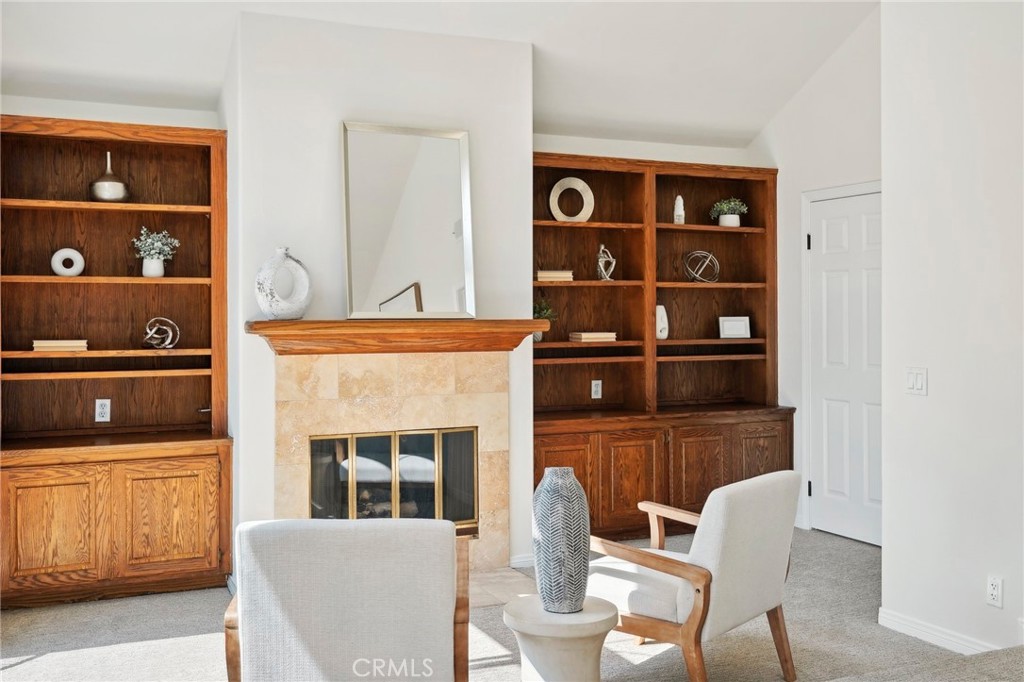 6 Village Circle Manhattan Beach, CA 90266 - Photo 32 of 74