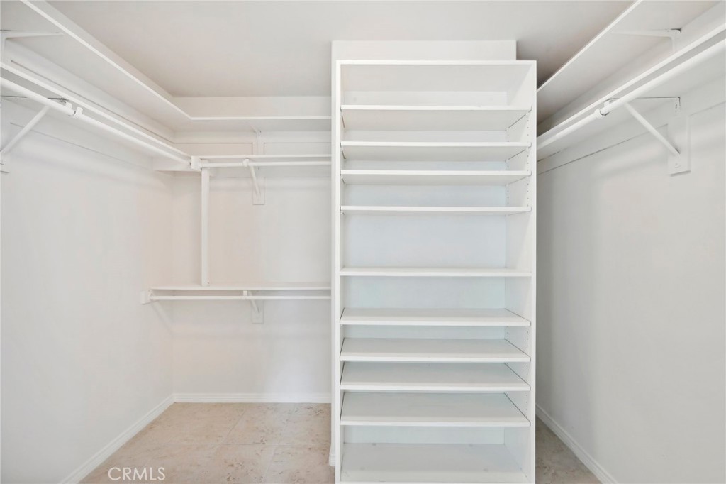 6 Village Circle Manhattan Beach, CA 90266 - Photo 41 of 74