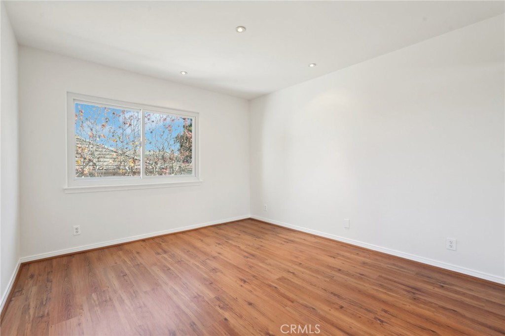 6 Village Circle Manhattan Beach, CA 90266 - Photo 51 of 74