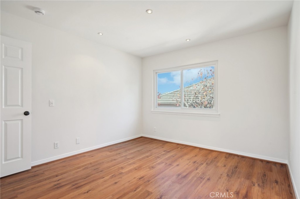 6 Village Circle Manhattan Beach, CA 90266 - Photo 52 of 74