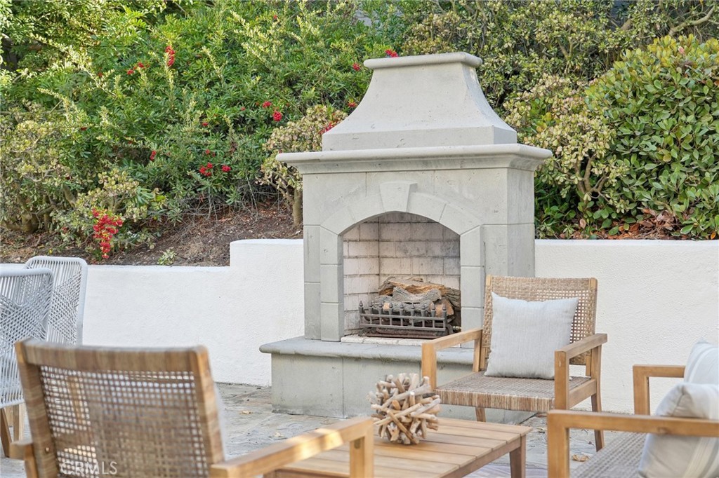 6 Village Circle Manhattan Beach, CA 90266 - Photo 57 of 74