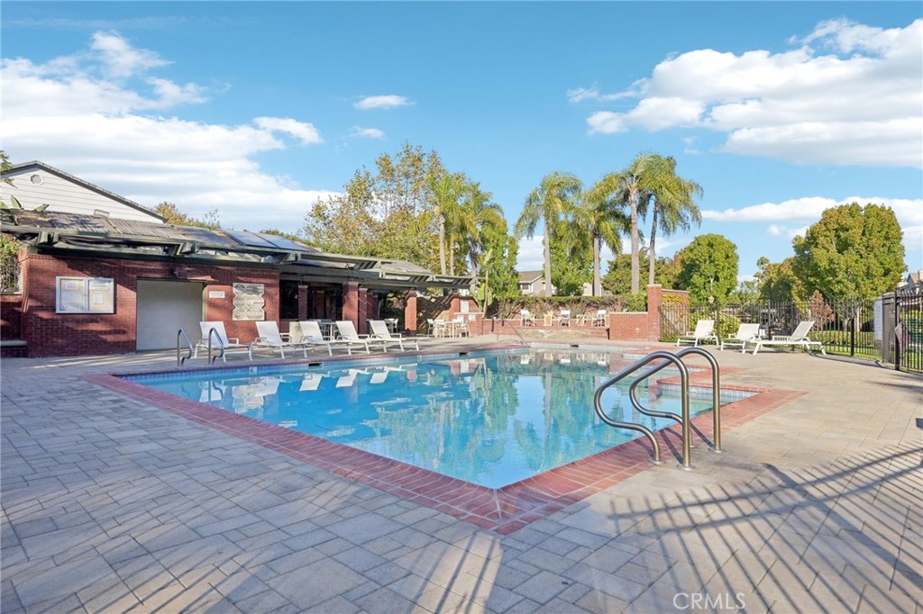 6 Village Circle Manhattan Beach, CA 90266 - Photo 61 of 74