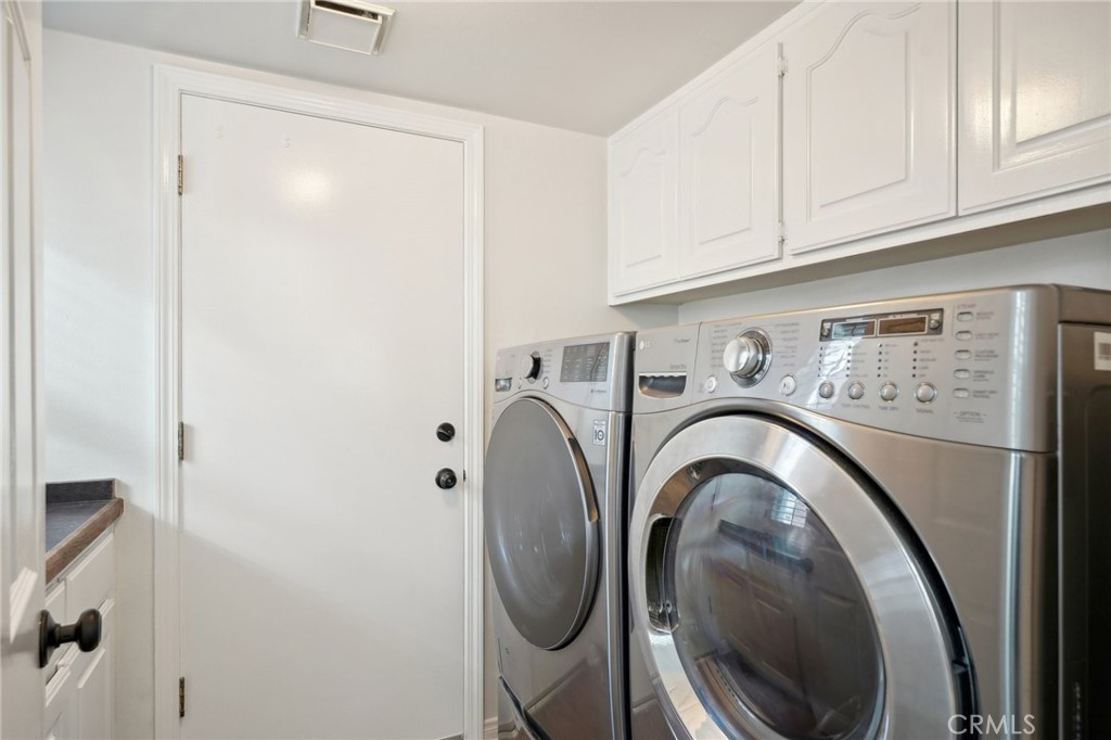 6 Village Circle Manhattan Beach, CA 90266 - Photo 72 of 74