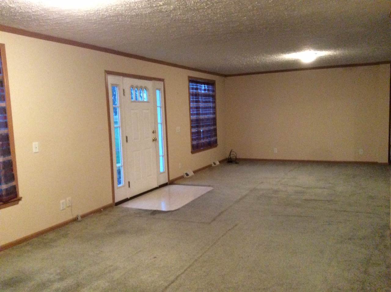 15024 Witte Road Hoagland, IN 46745 - Photo 2 of 17