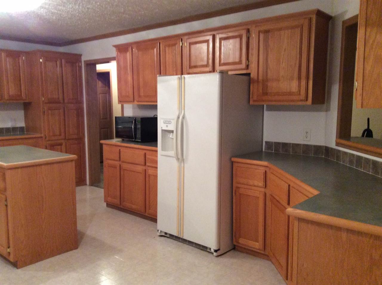15024 Witte Road Hoagland, IN 46745 - Photo 5 of 17