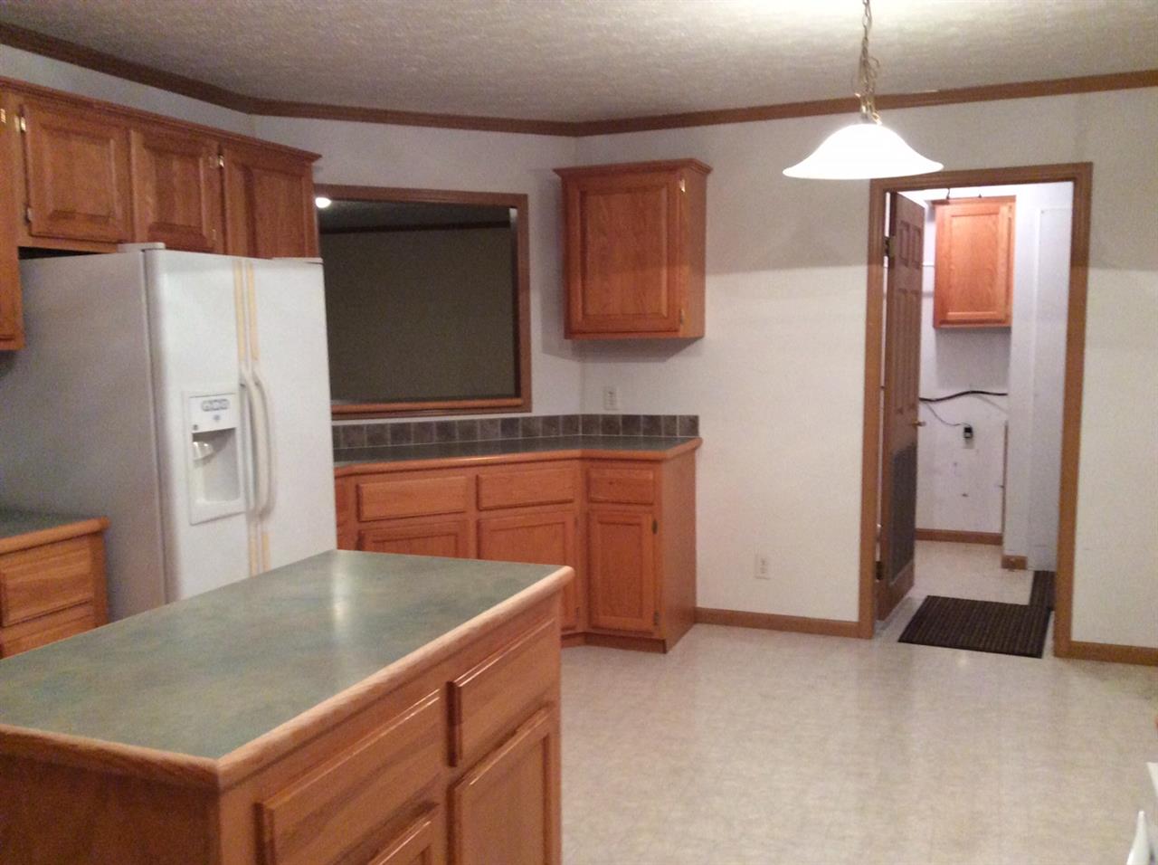 15024 Witte Road Hoagland, IN 46745 - Photo 7 of 17