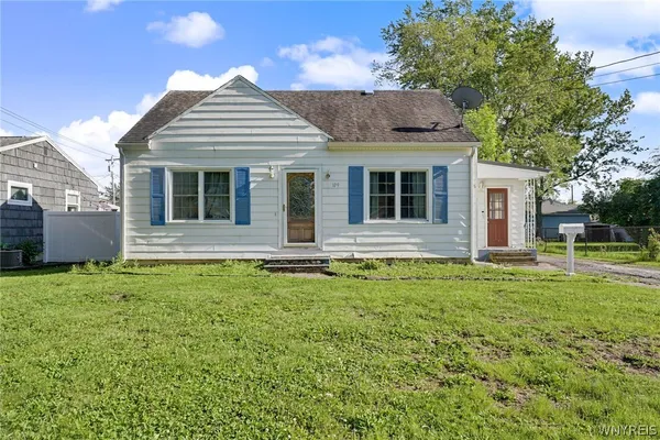 $238,900 | 109 Summit Avenue, West Seneca, NY 14224