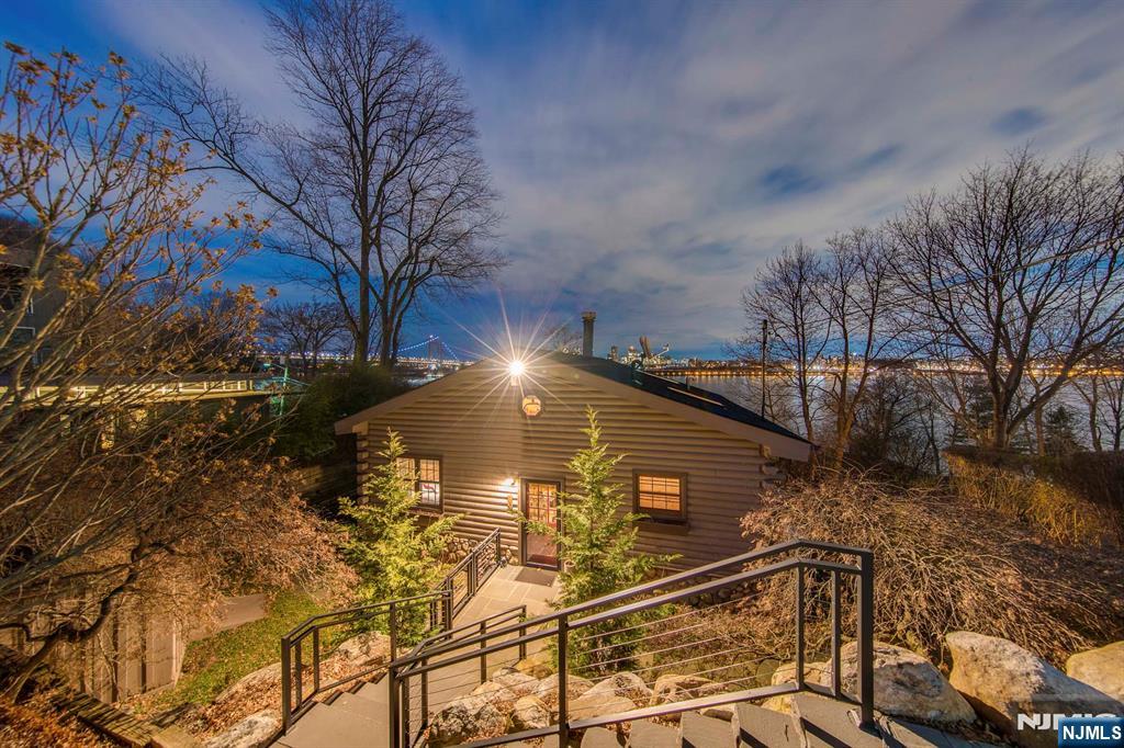 33 Colony Road Edgewater, NJ 07020 - Photo 7 of 15