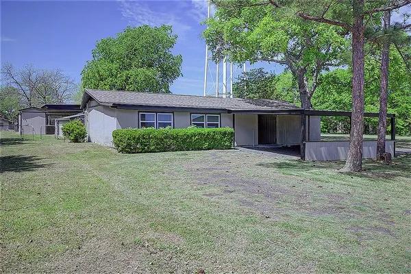$249,900 | 552 Oak Leaf Trail, East Tawakoni, TX 75472