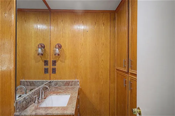 $249,900 | 552 Oak Leaf Trail, East Tawakoni, TX 75472