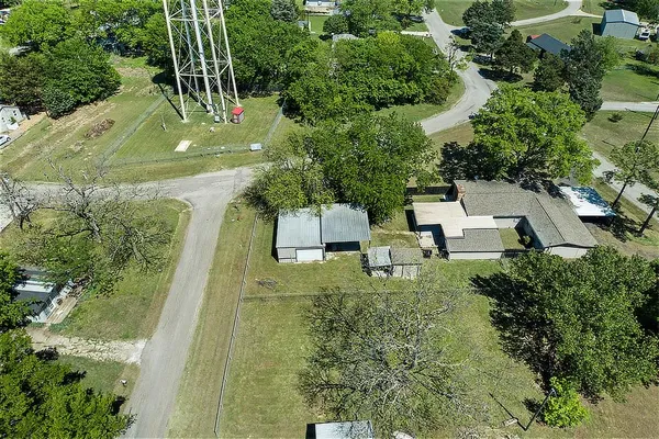 $249,900 | 552 Oak Leaf Trail, East Tawakoni, TX 75472