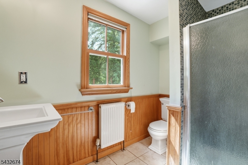 415 Village Road East West Windsor, NJ 08550 - Photo 13 of 33
