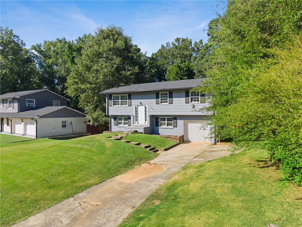 10555 Thrasher Road Hampton, GA 30228 - Photo 4 of 47 Gallery Image 4