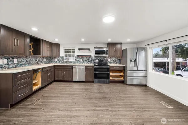 $109,000 | 7708 158th St Court East, Unit 133, Puyallup, WA 98375