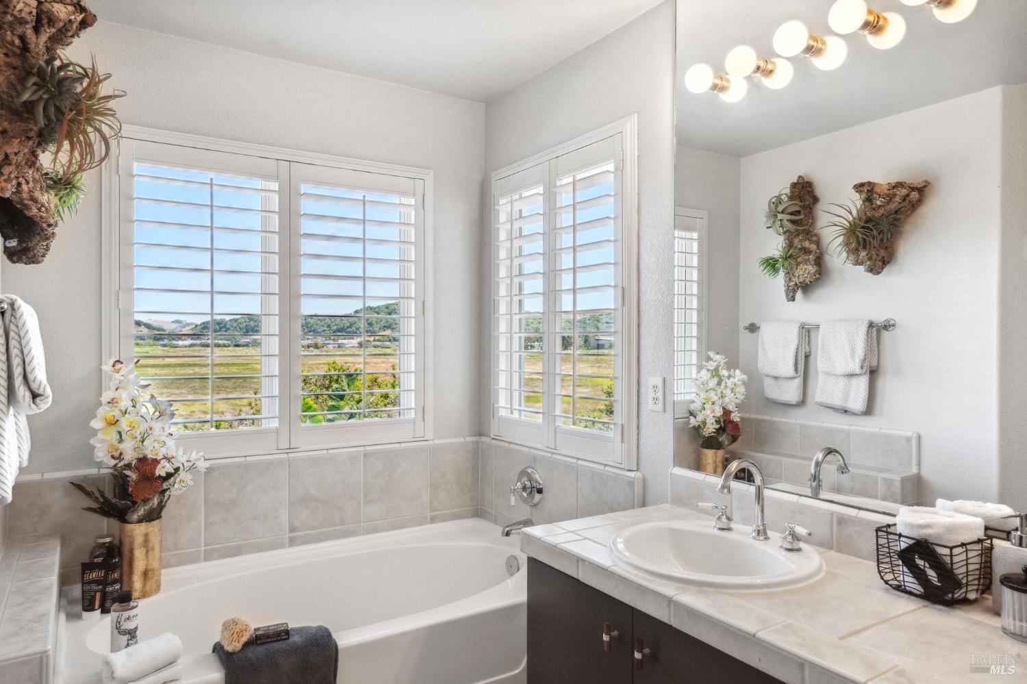 160 Baypoint Drive San Rafael, CA 94901 - Photo 20 of 21