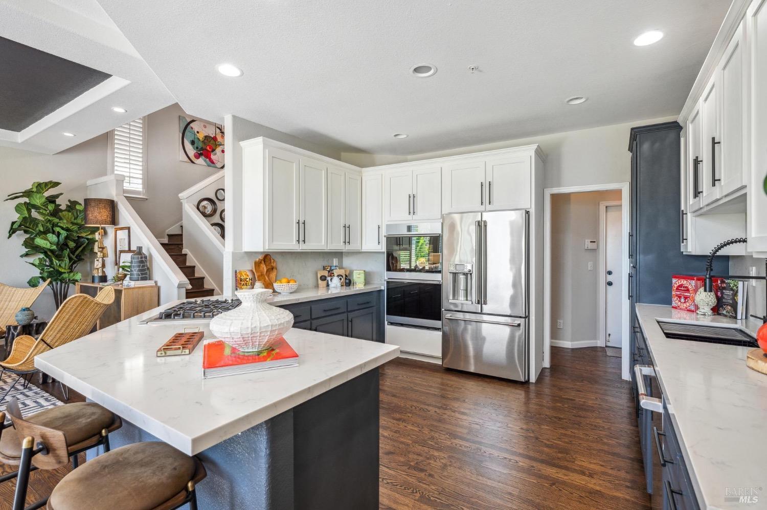 160 Baypoint Drive San Rafael, CA 94901 - Photo 5 of 21