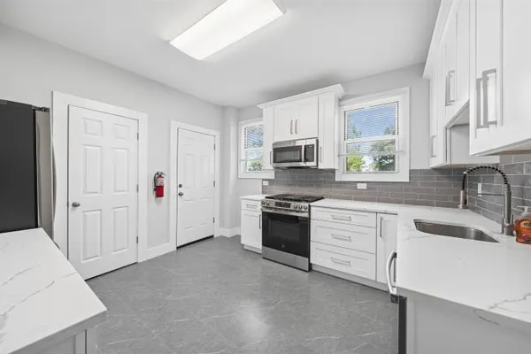 $449,000 | 576 Walnut Street, Elizabeth, NJ 07201