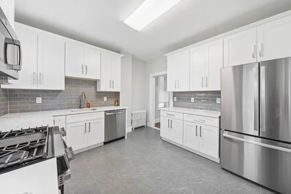 $449,000 | 576 Walnut Street, Elizabeth, NJ 07201