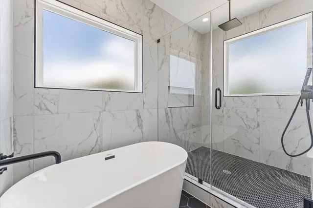 $3,000 | 4106 Alice Street, Houston, TX 77021