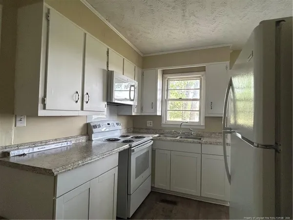 $750 | 405 Chavis Street, Unit 8, Pembroke, NC 28372