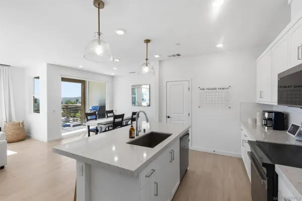 $939,000 | 12092 Riley Lane, San Diego, CA 92128