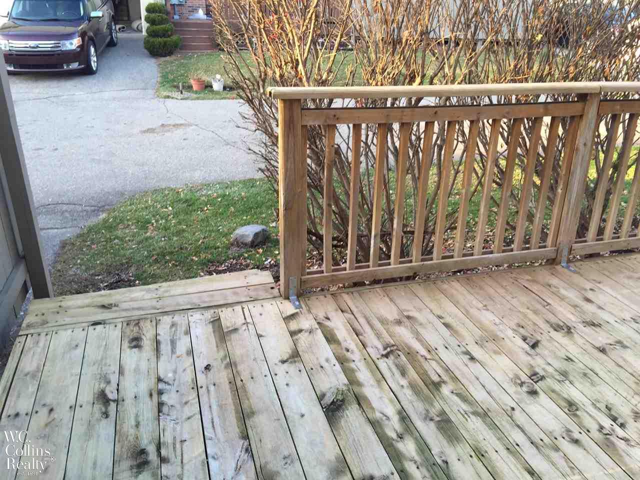 1432 Crescent Lane, Unit 321 Rochester, MI 48306 - Photo 19 of 19 Back Deck
