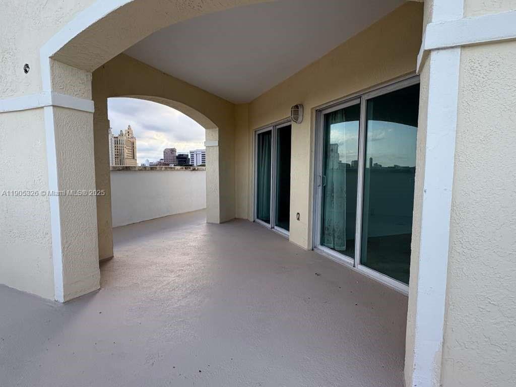 1627 Southwest 37th Avenue, Unit 207 Miami, FL 33145 - Photo 20 of 24 a view of livingroom with furniture