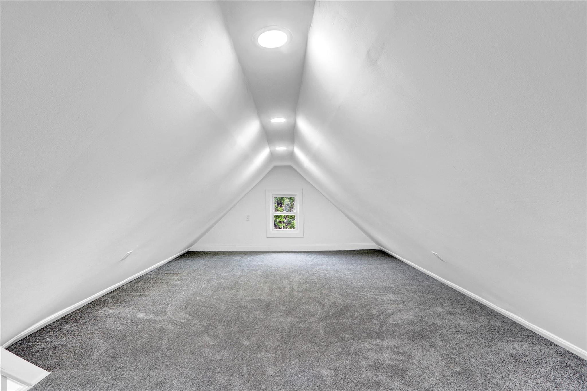 62-22 80th Road Queens, NY 11385 - Photo 17 of 22