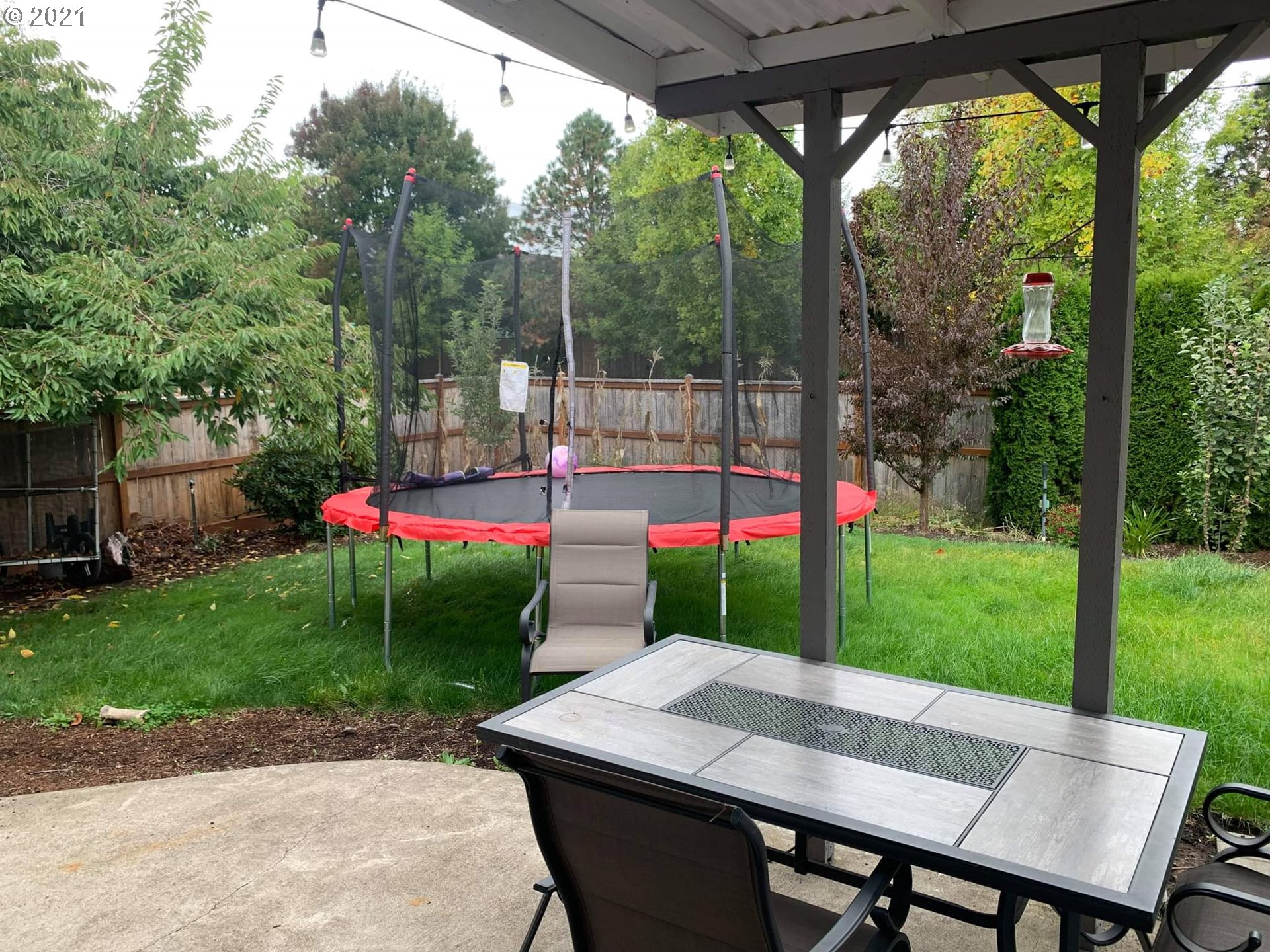 1693 Adelman Loop Eugene, OR 97402 - Photo 28 of 30 Gallery Image 28
