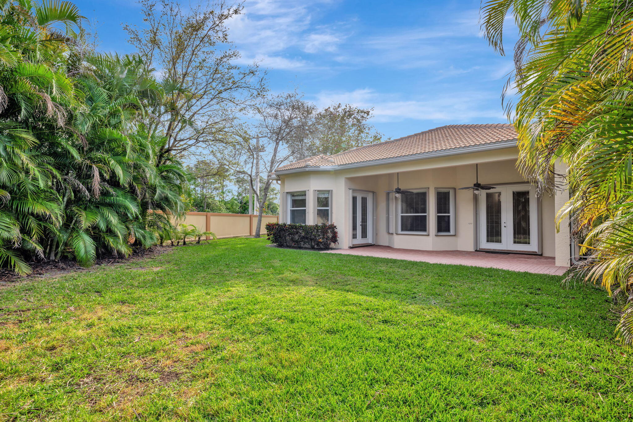 1476 Southeast Legacy Cove Circle Stuart, FL 34997 - Photo 38 of 43 back of the house