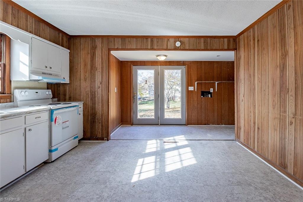 614 Paramount Street High Point, NC 27260 - Photo 6 of 12 Gallery Image 6