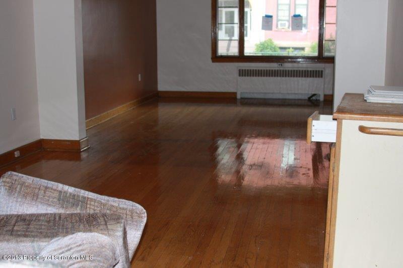 1424 Jackson Street Scranton, PA 18504 - Photo 13 of 35 a view of a living room