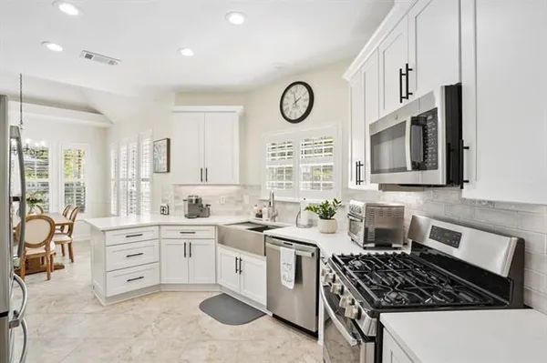 $2,850 | 611 Magnolia Ridge Drive East, Mandeville, LA 70448