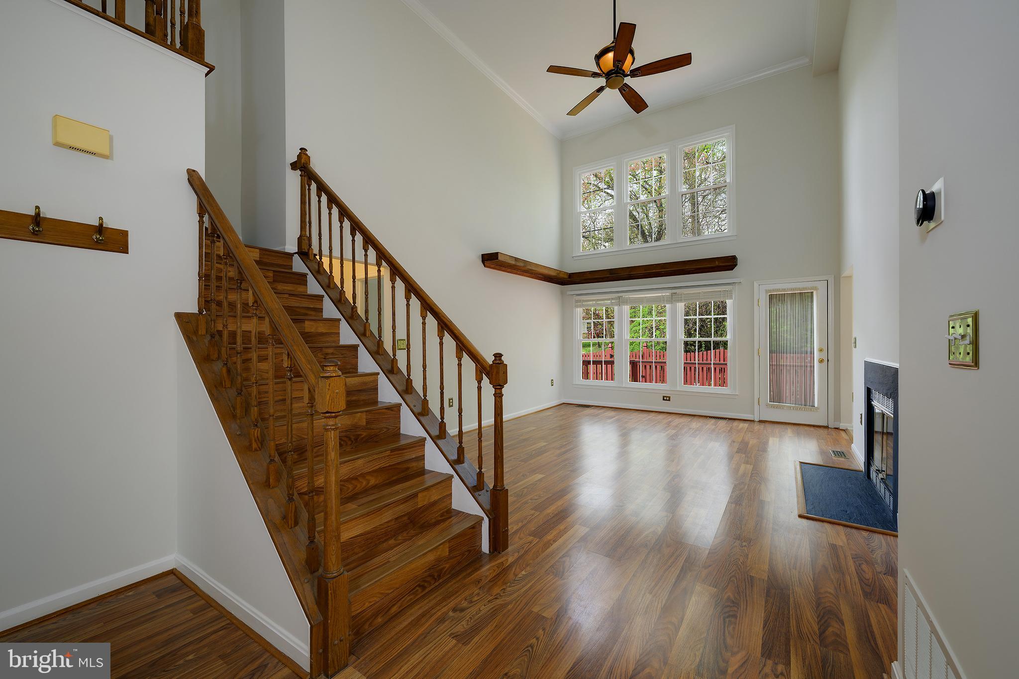 14224 Greenview Drive Laurel, MD 20708 - Photo 3 of 30 Grand entry