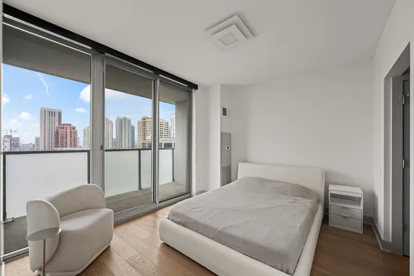 $459,900 | 659 West Randolph Street, Unit 1506, Chicago, IL 60661