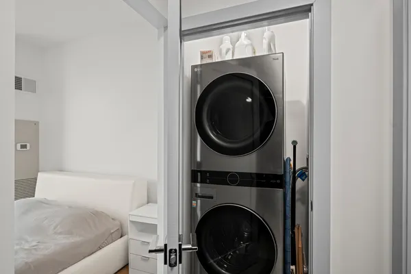 $459,900 | 659 West Randolph Street, Unit 1506, Chicago, IL 60661